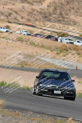 media/Oct-01-2022-Team Topak Racing (Sat) [[f860fb51be]]/2-Inter Low 2/session 2 turn 11/